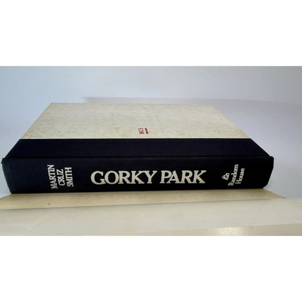 Gorky Park by Martin Cruz Smith ( FIRST EDITION ) 1981, dust jacket, hard cover.